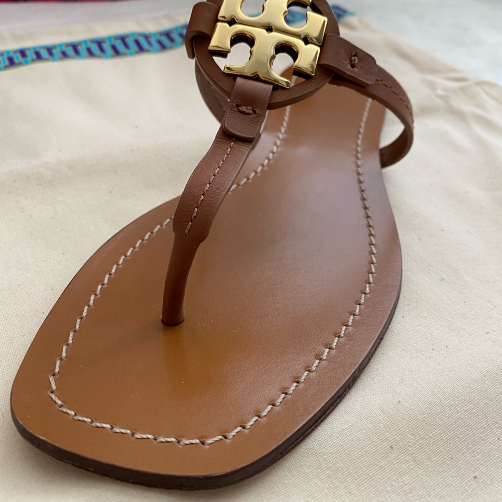 Tory Burch Mini Miller Leather Thong - Picture 9 of 12